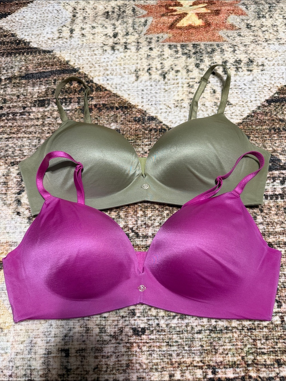 Victoria’s Secret So Obsessed Bras - Set of 2- Pink & Green 38C